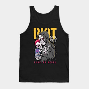 don't hurt the child Tank Top